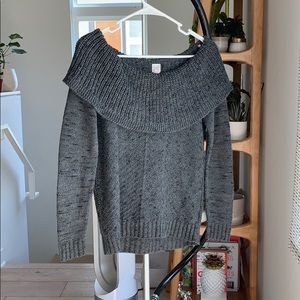 Gray knit sweater